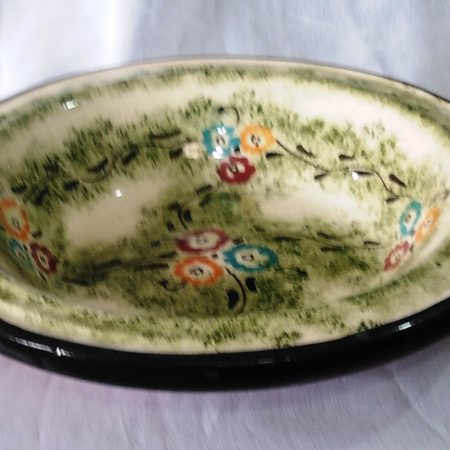 Assiette profonde pour présentation au couleur verte